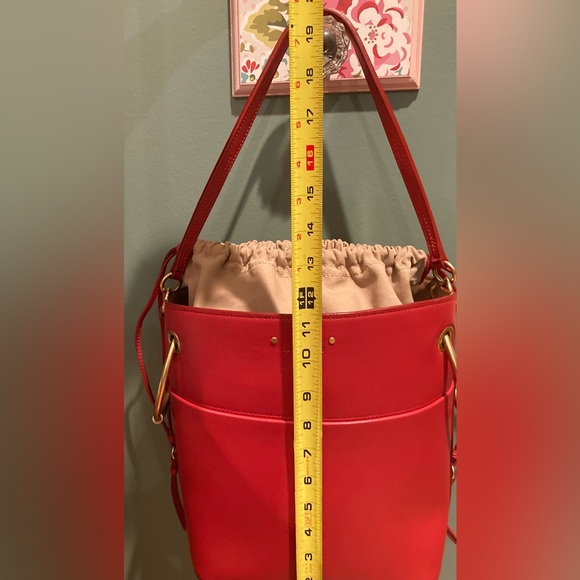 Chloe Roy Red Shoulder Bag. - Picture 7 of 12